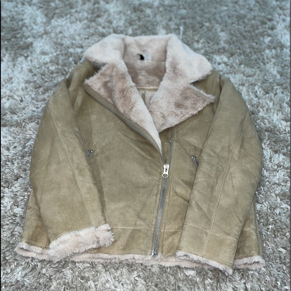 Women’s faux fur shirling jacket
